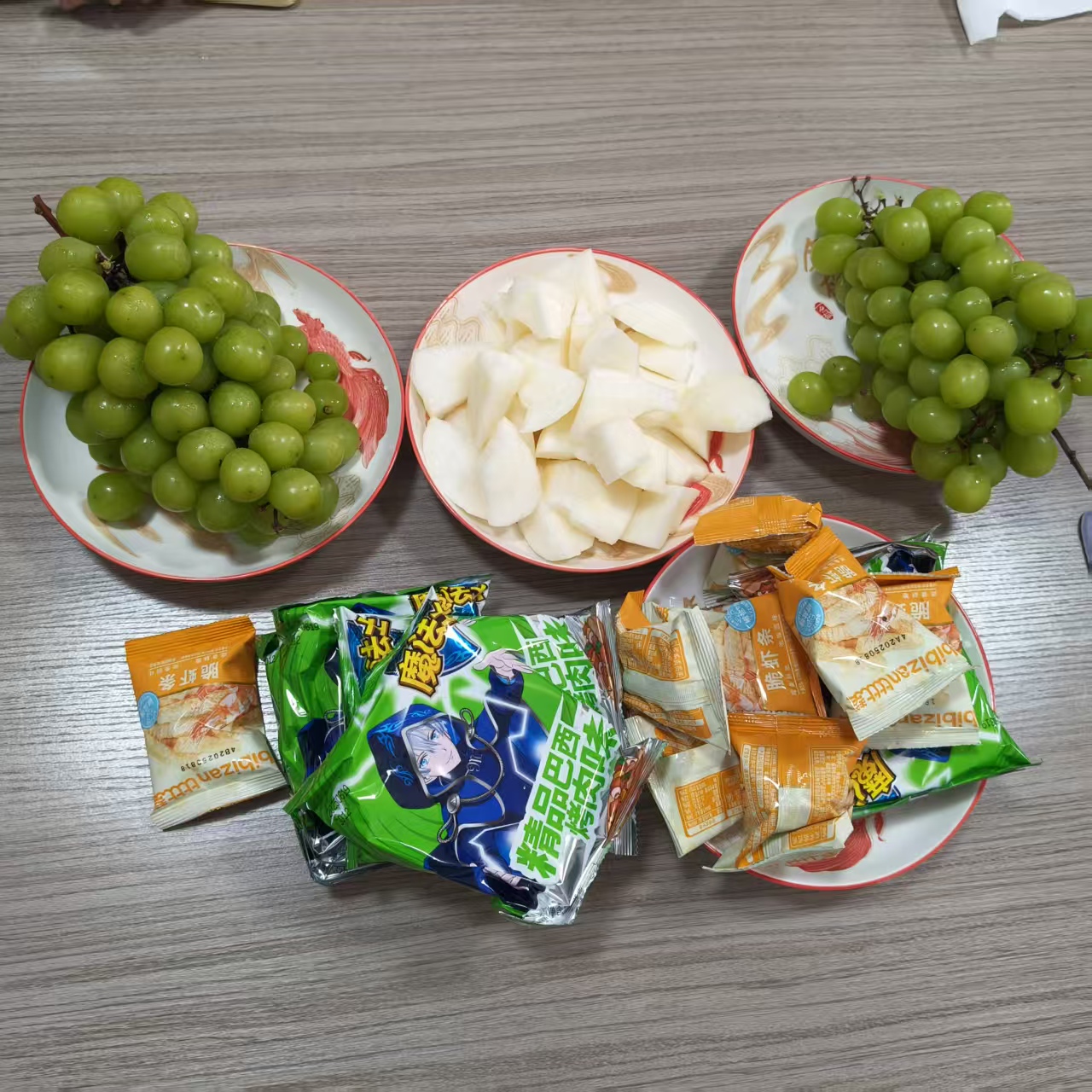 जोजो पॅकचा स्नॅक वेळ