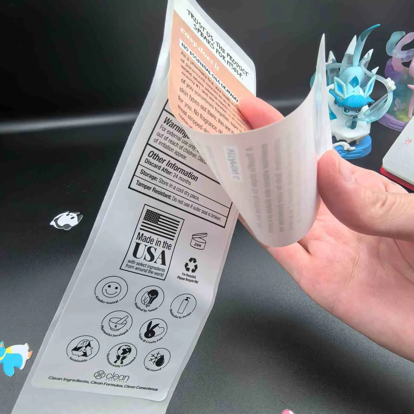 कॉस्मेटिक लेबल्ससाठी मल्टीलेयर